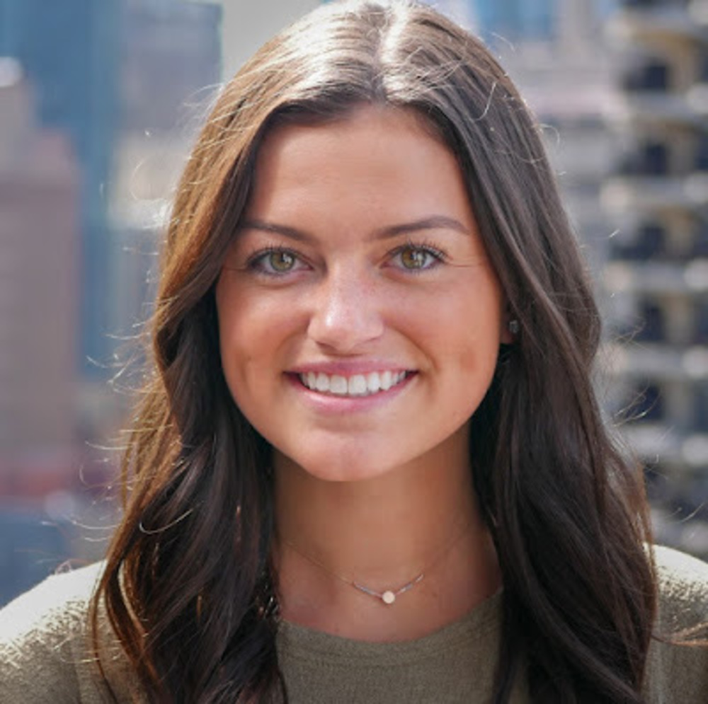 Meet your Posher, Kelly